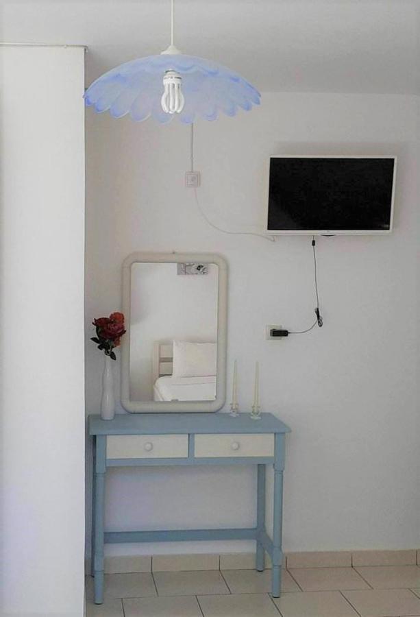 Ratzaklíon Daphnes Apartments מראה חיצוני תמונה