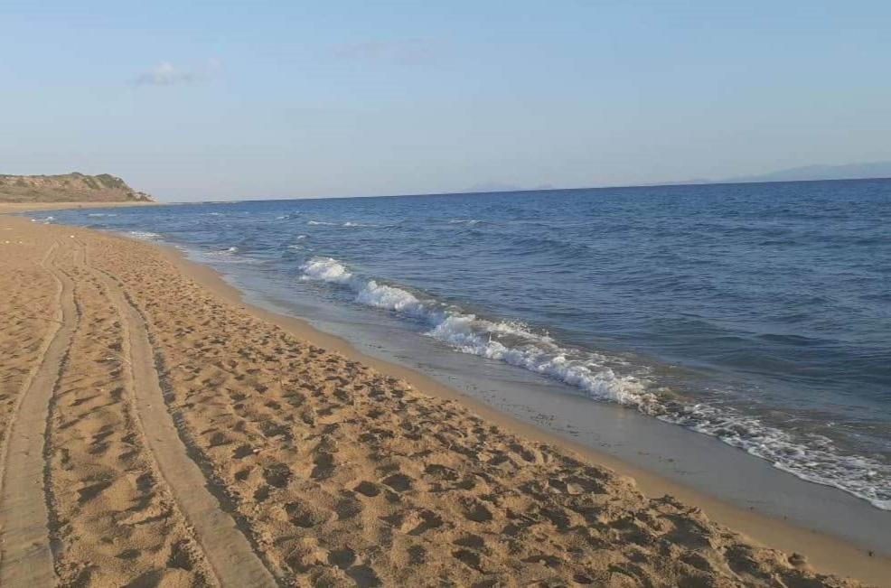 Ratzaklíon Daphnes Apartments מראה חיצוני תמונה